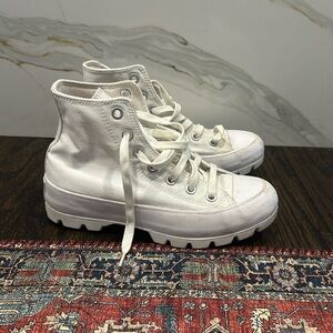 WHITE LUGGED CONVERSE CHUCK TAYLOR ALL STAR SIZE 6.5